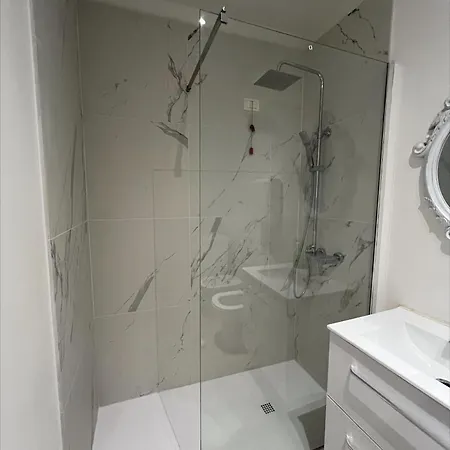 Familybo Delight - Front Station * Bolonya